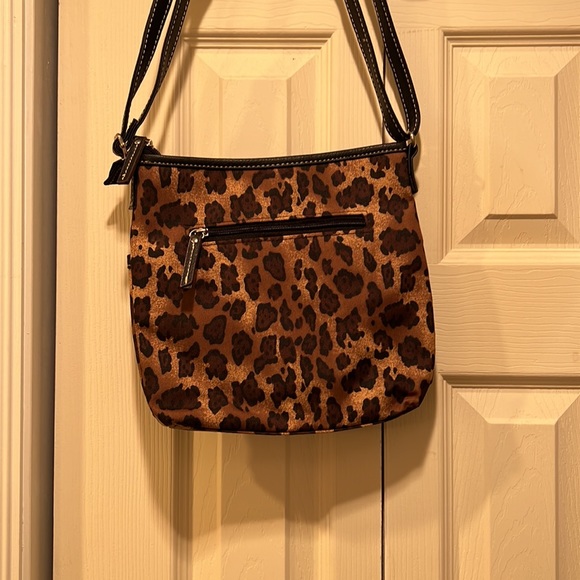 Cheetah Print Crossbody Purse - Picture 3 of 6